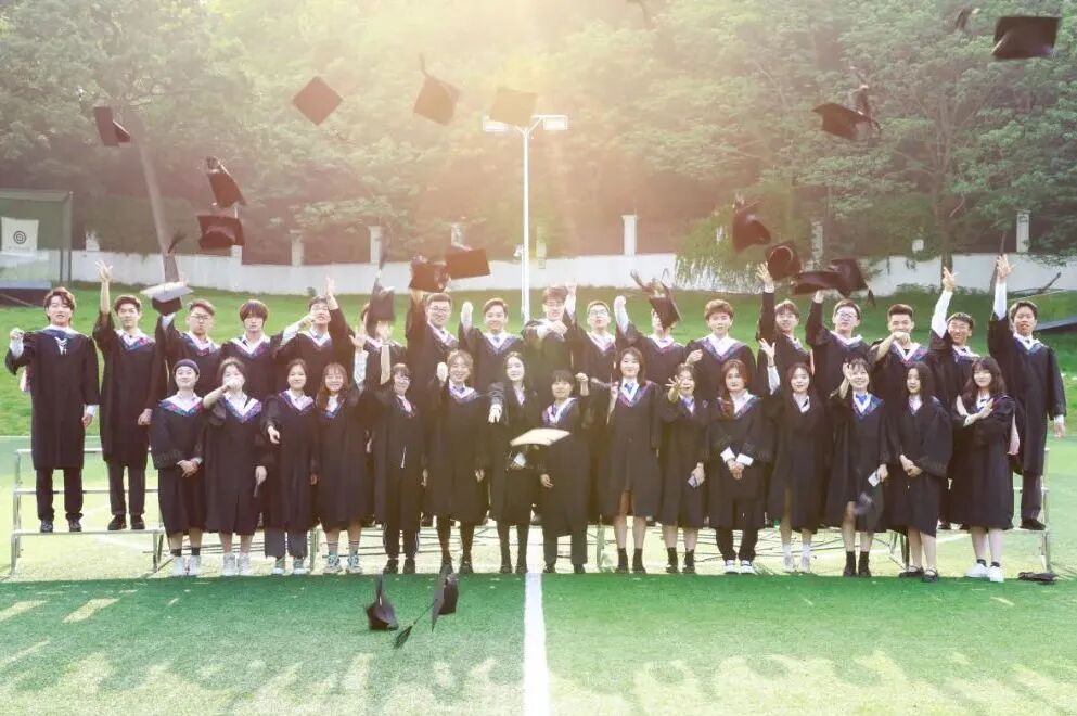 1764318589995884.jpg 升学3.jpg